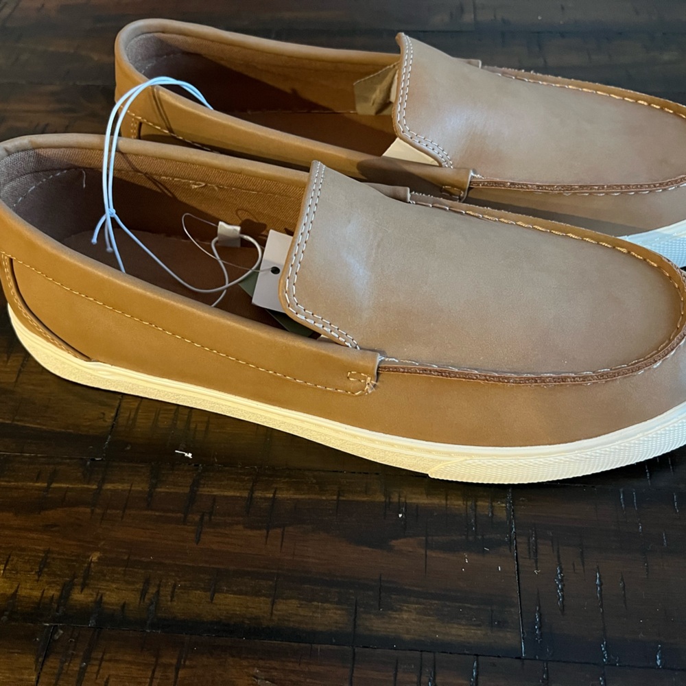 GoodFellow men’s slip on shoes size 11